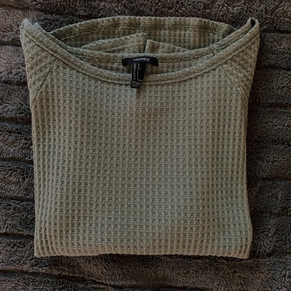 Green Sweater ⚡️Size S - Picture 3 of 4